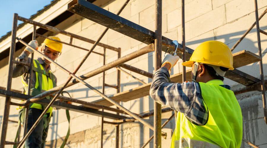 Professional fairlawn roofing services in Mount Morris, MI